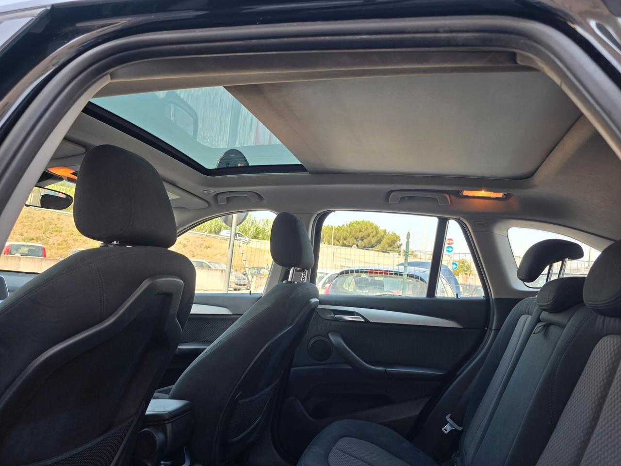 Bmw X1 sDrive16d xLine PERFETTA TETTO GRANDE