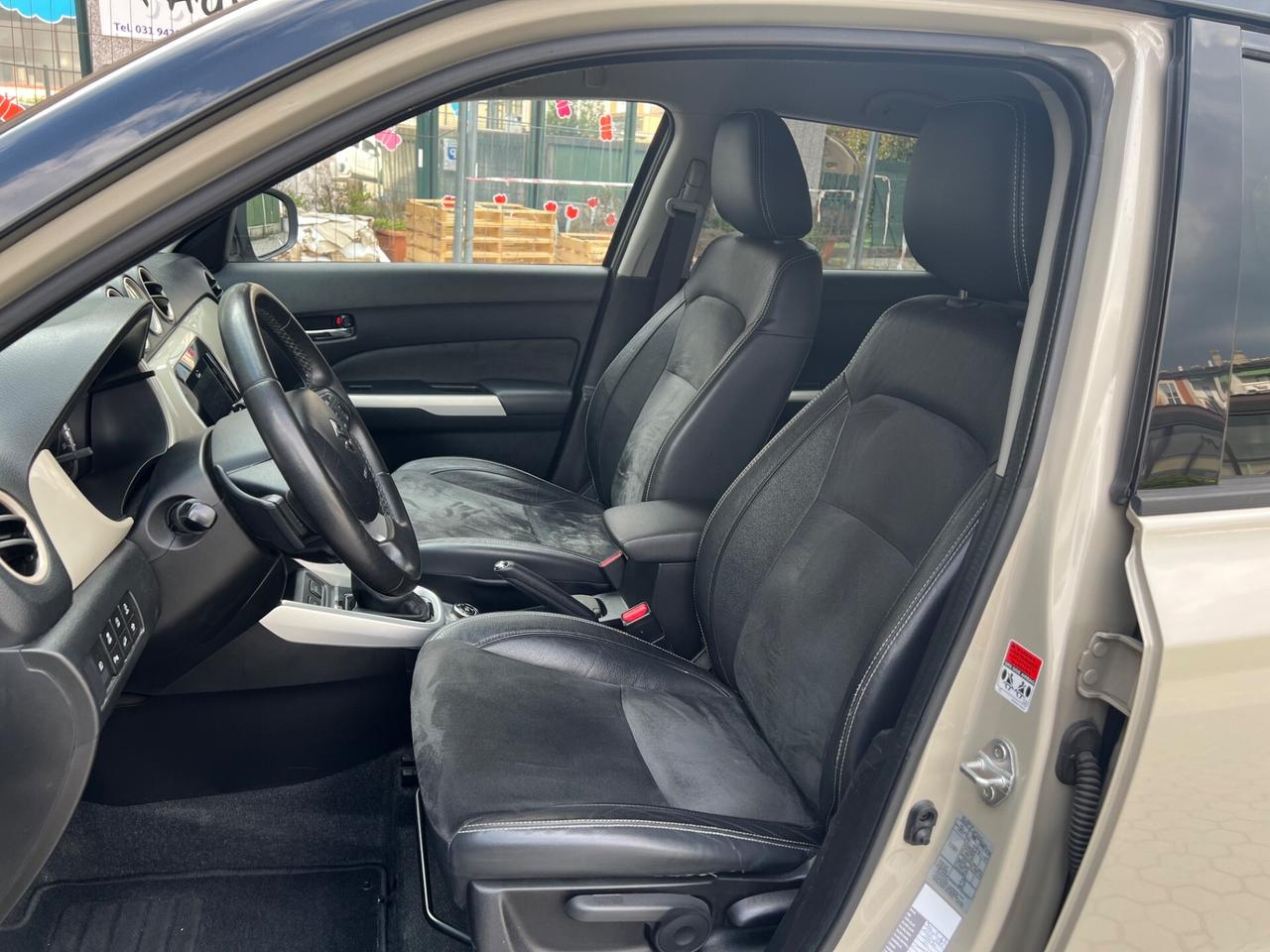 Suzuki Vitara 1.6 DDiS 4WD AllGrip DCT V-Top*GANCIO TRAINO