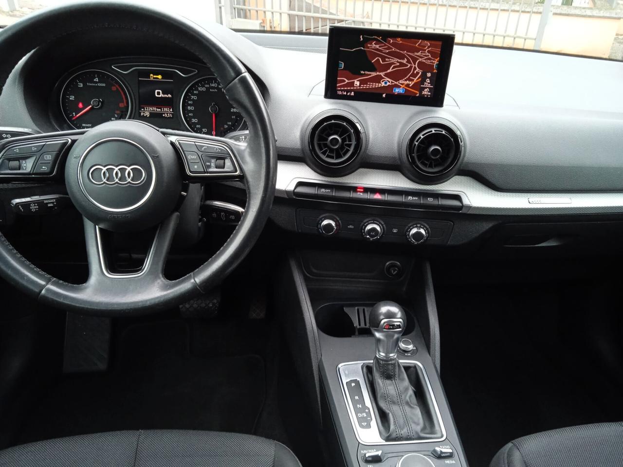 Audi Q2 / 1.6 TDI S tronic Admired