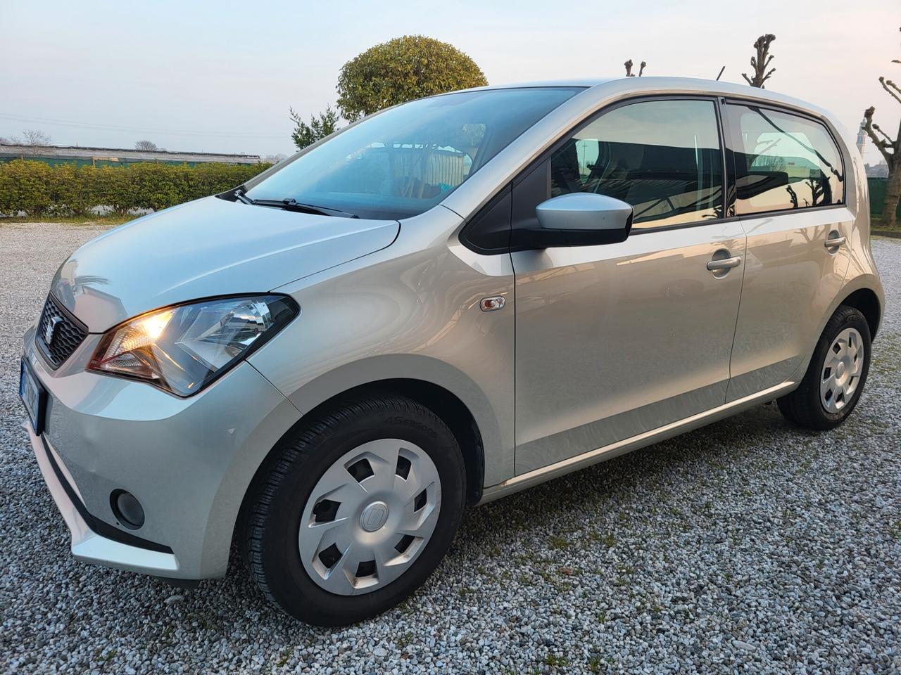 Seat Mii 1.0 68 CV 5 porte Chic Ecofuel