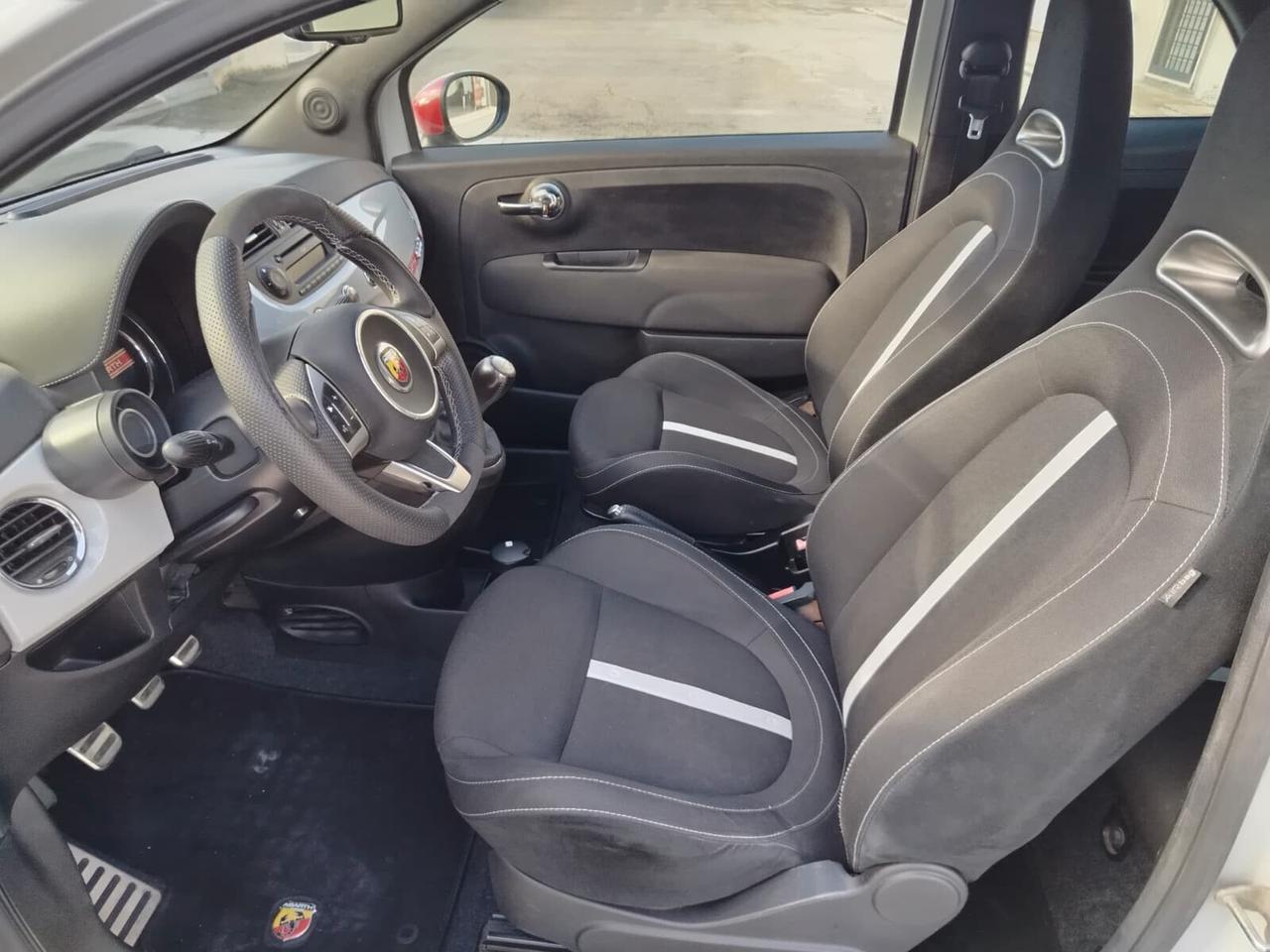 Abarth 595 1.4 Turbo T-Jet 140 CV