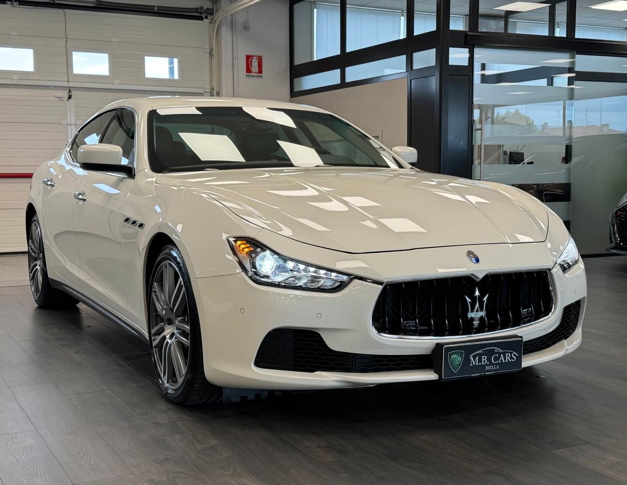 Maserati Ghibli V6 S 250 CV