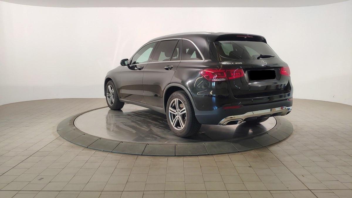 MERCEDES Glc SOLO PER COMMERCIANTI AUTO SENZA GARANZIA