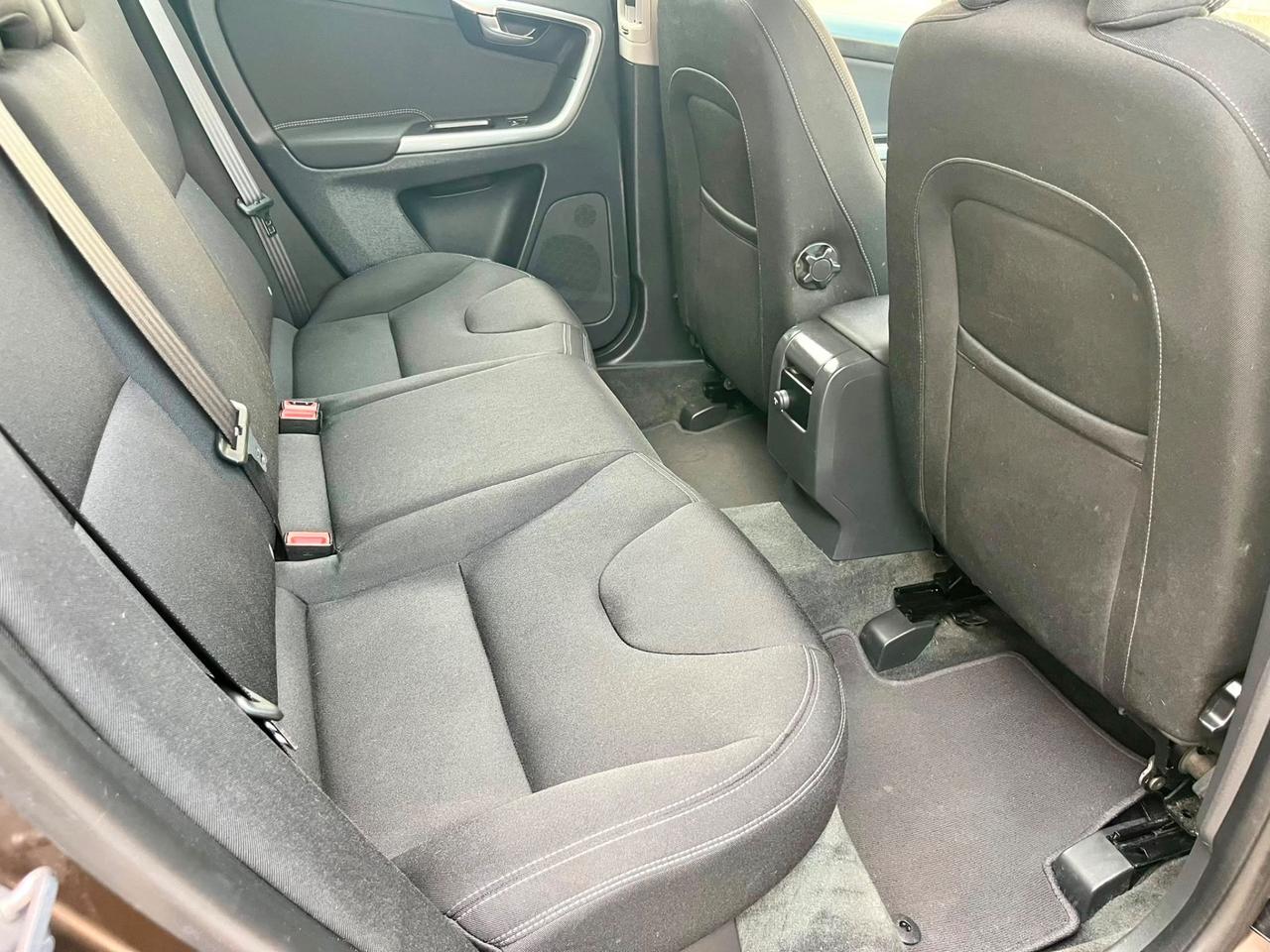 Volvo XC60 2.0d 2014 147.000km autocarro N1 perfetta