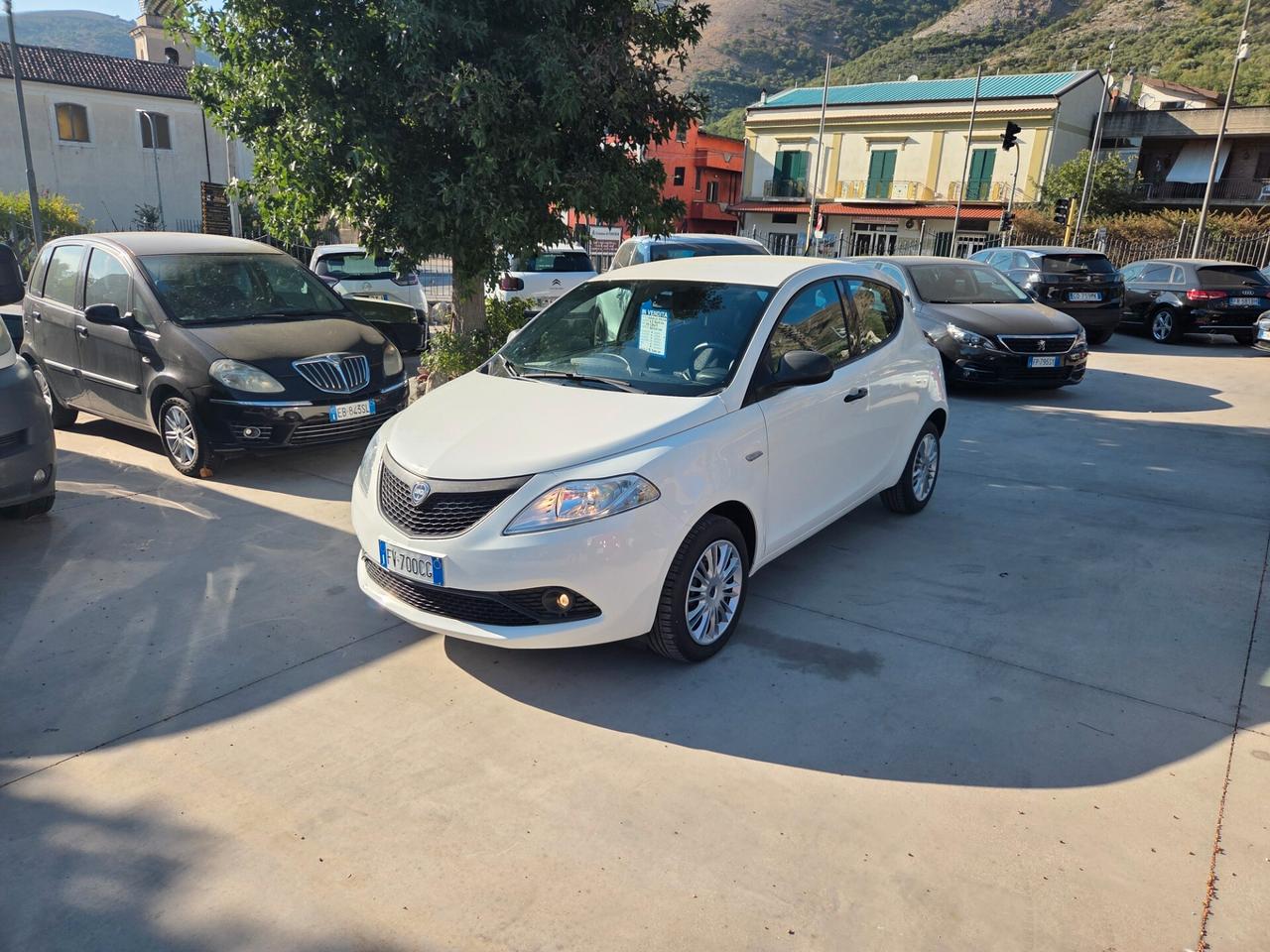 Lancia Ypsilon 1.2 69 CV 5 porte S&S Gold - 2019