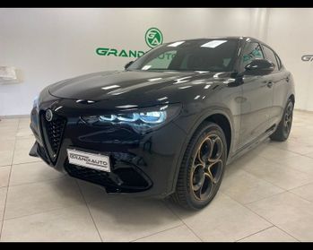 Alfa Romeo Stelvio 2023 2.2 t Intensa Q4 210cv auto