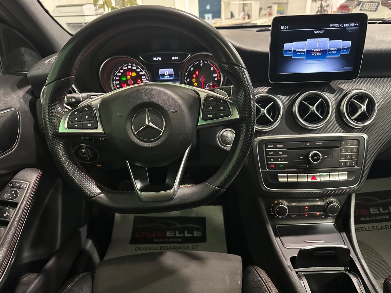 Mercedes-benz A 200 d Automatic Premium Next