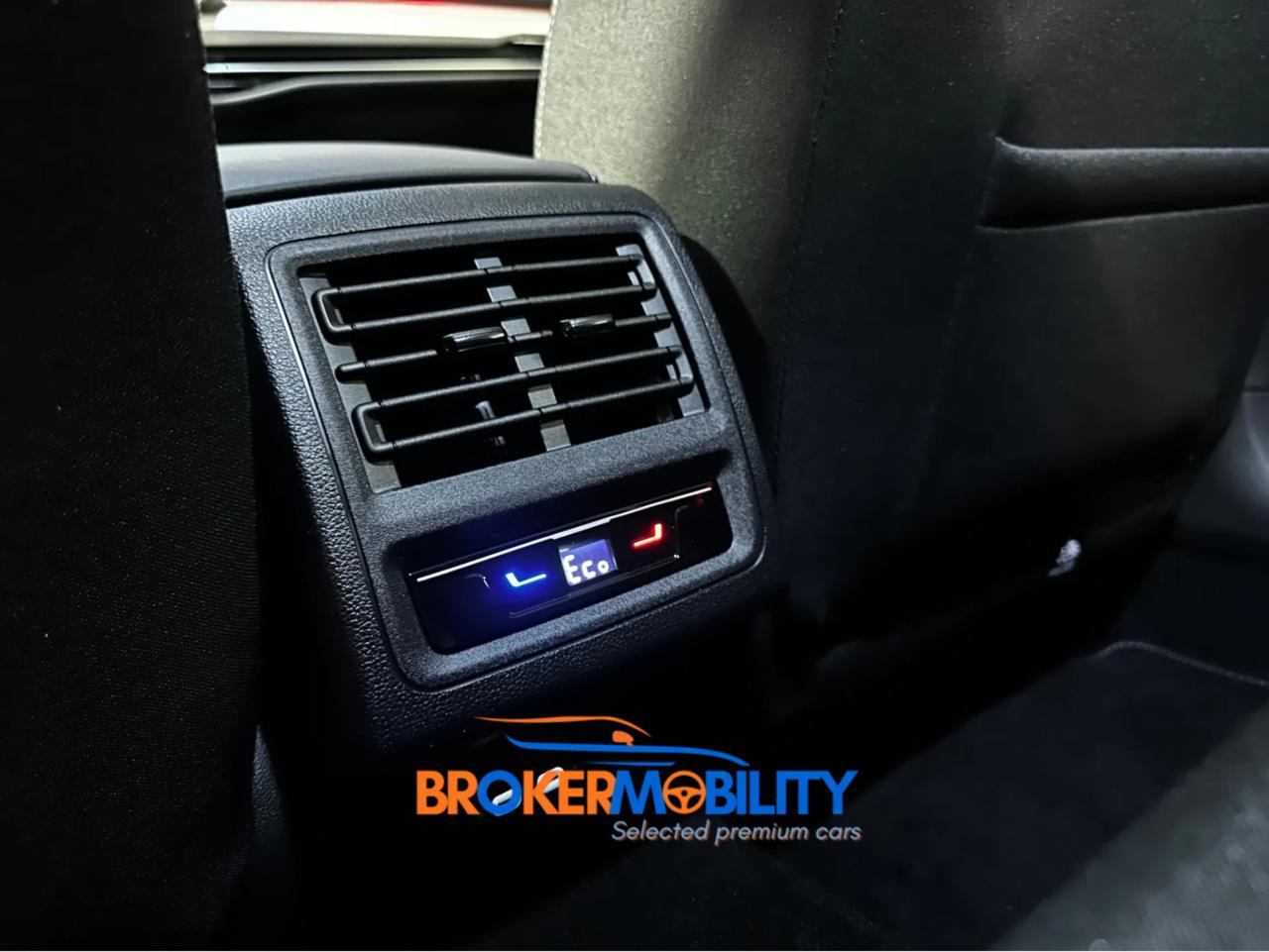 Volkswagen Golf 1.5 tsi ehybrid Life 204cv dsg