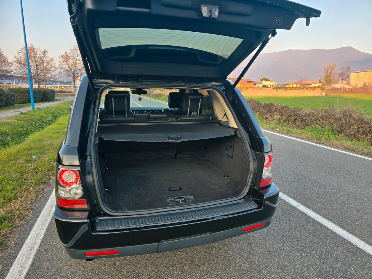 LAND ROVER RANGE SPORT 3.0 TDV6 AUTOBIOGRAPHY