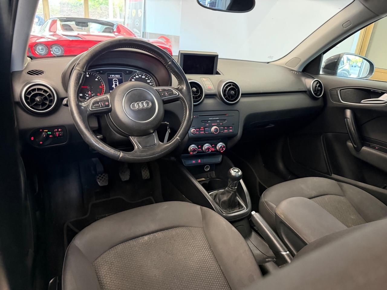 A1 1.6 TDI 90 CV S tronic Admired o.k. neopatentati