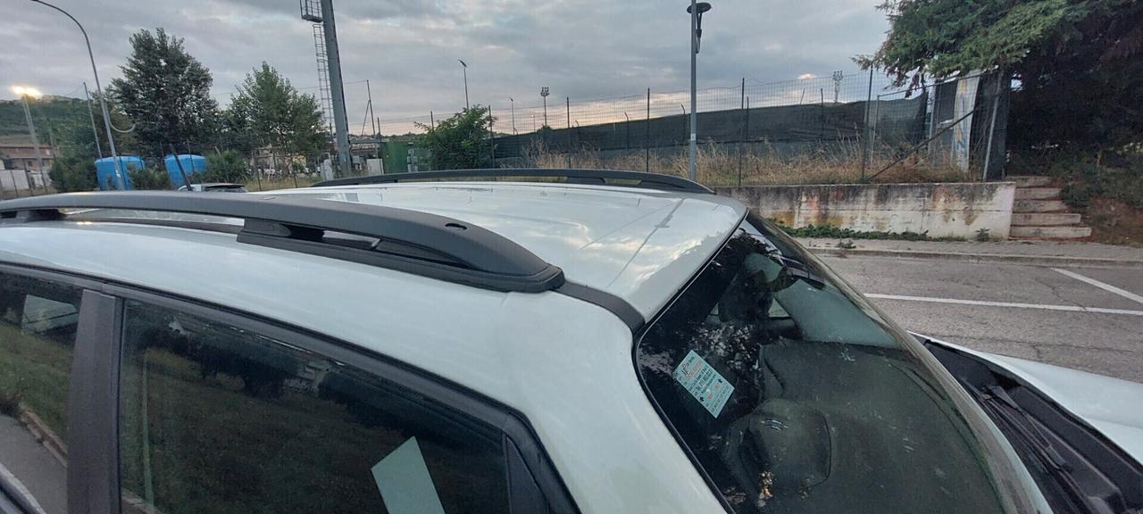 JEEP RENEGADE 2,0 DIESEL 120 CV 4WD 4X4 NAVIGATORE TELEFONO SENSORI IMPECCABILE