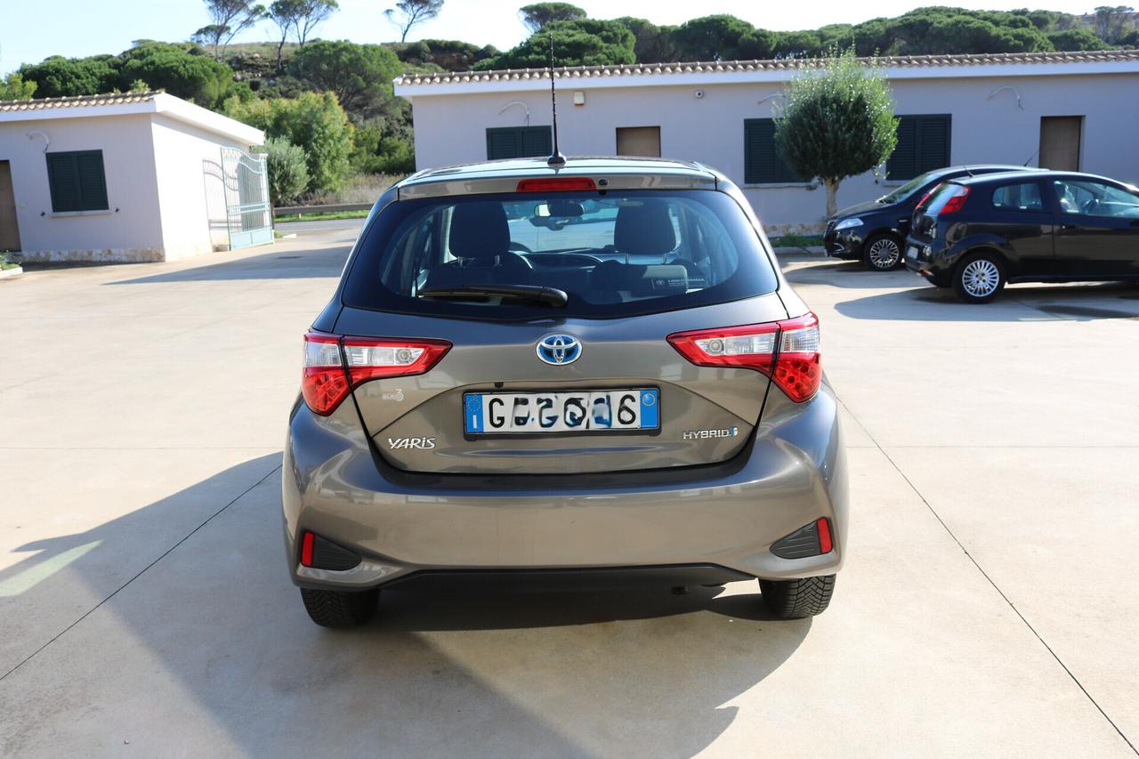 Toyota Yaris 1.5 Hybrid 5 porte Active