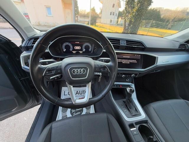 Audi Q3 35 TDI S tronic Business