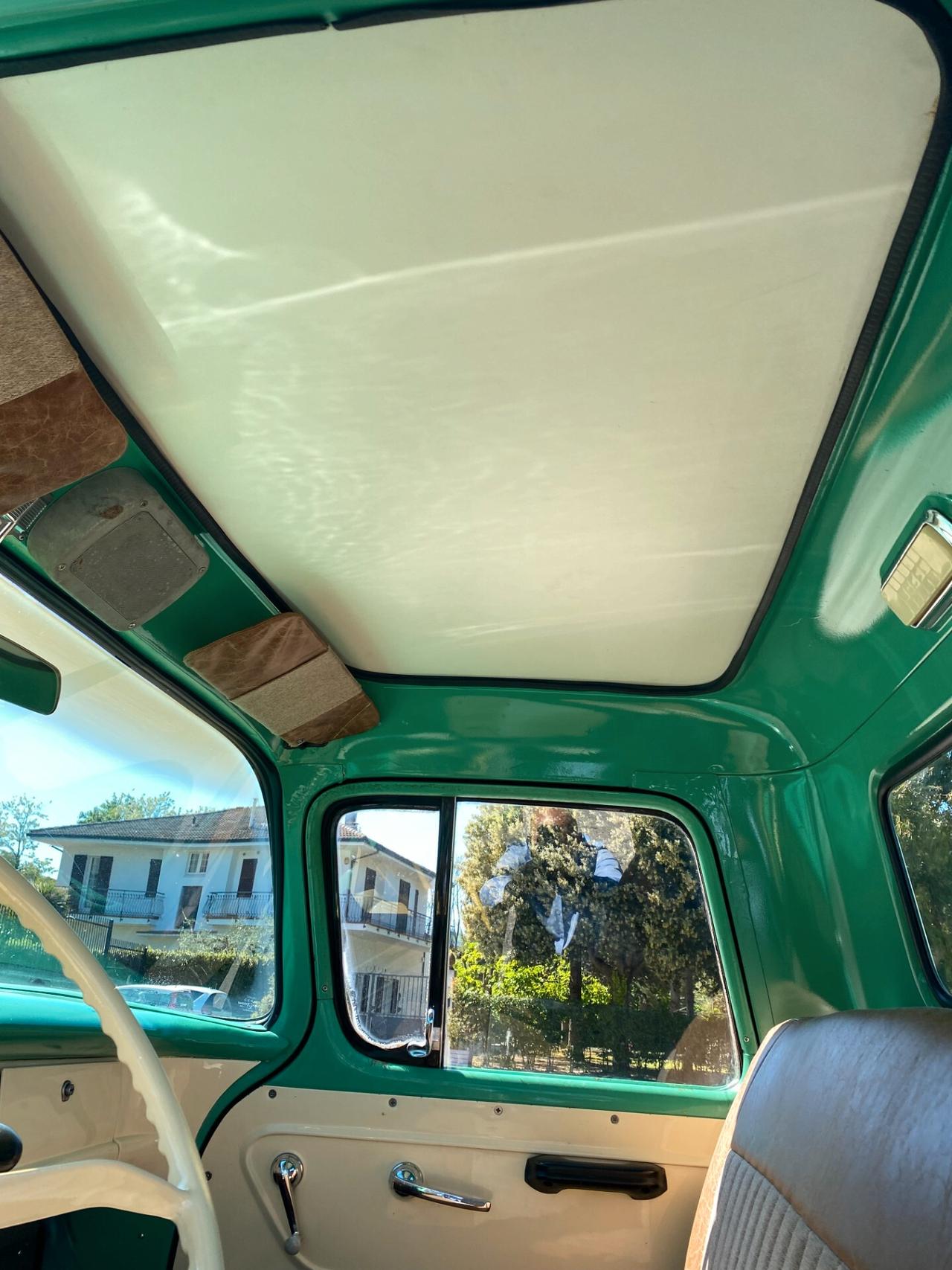 GMC 100 PICK UP