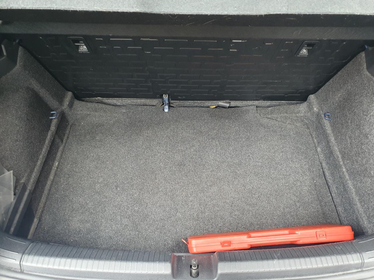 Volkswagen Polo 1.6 TDI Euro6 80CV Neopatentanti