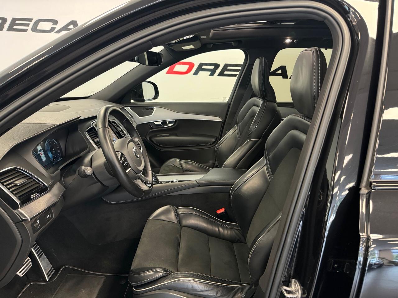 Volvo XC 90 XC90 B5 (d) AWD automatico Plus Dark R DESIGN TETTO