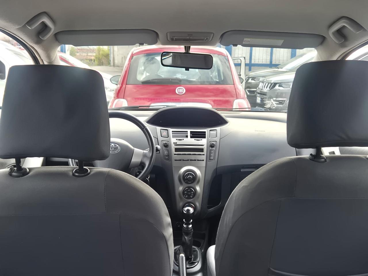 Toyota Yaris BENZINA UNICO PROPRIETARIO