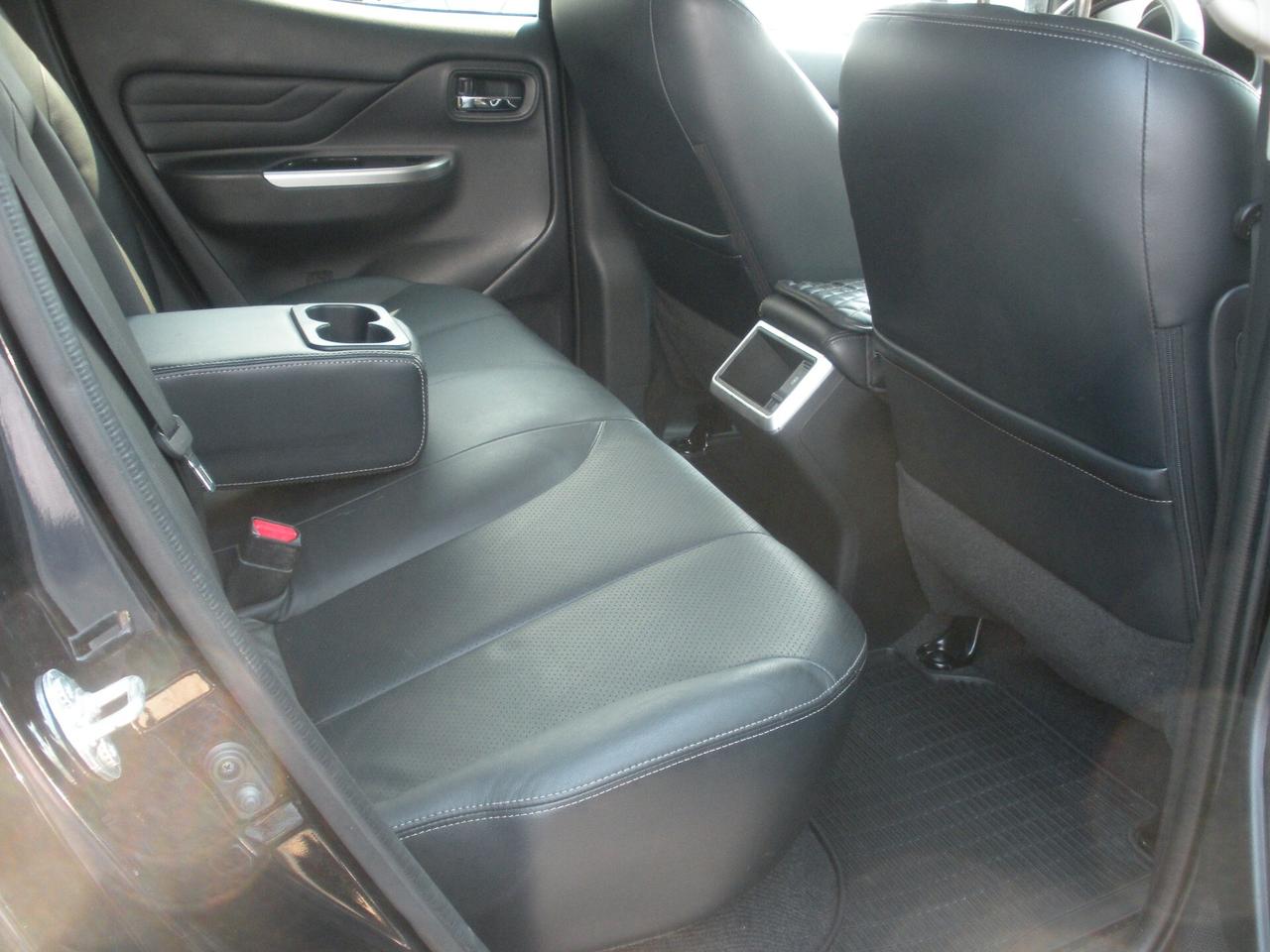 Mitsubishi L200 2.3 D Double Cab 4x4 Super Select Intense aut.