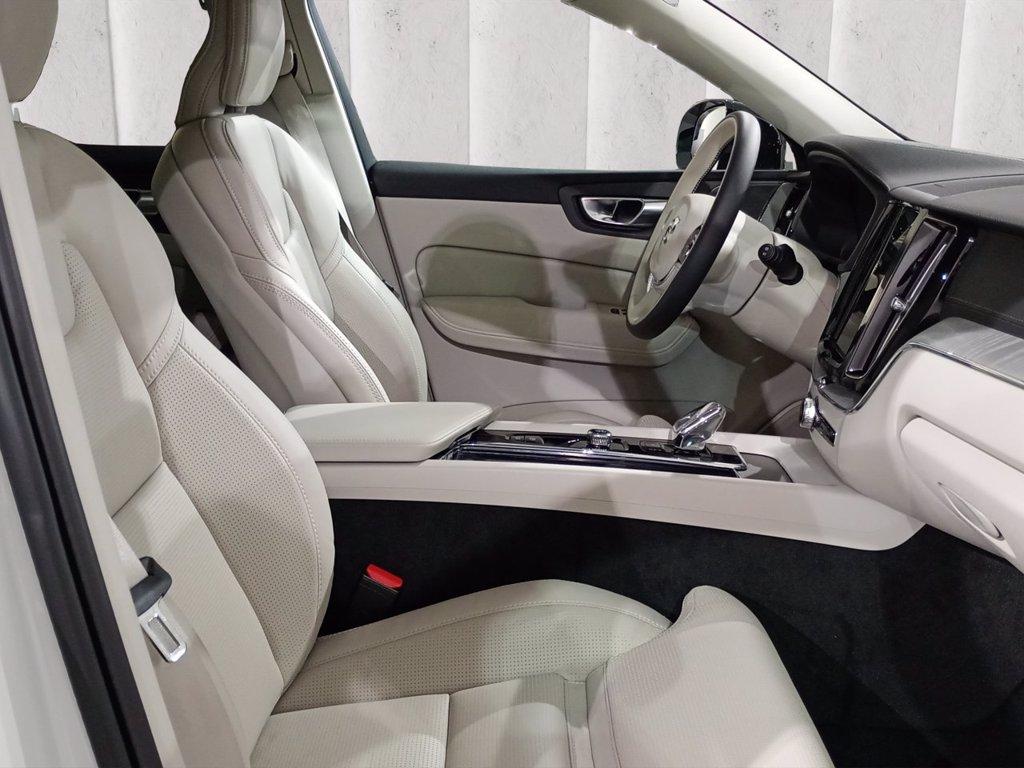 VOLVO XC60 2.0 t6 recharge phev obc 6,4kW Ultimate Dark awd auto del 2024