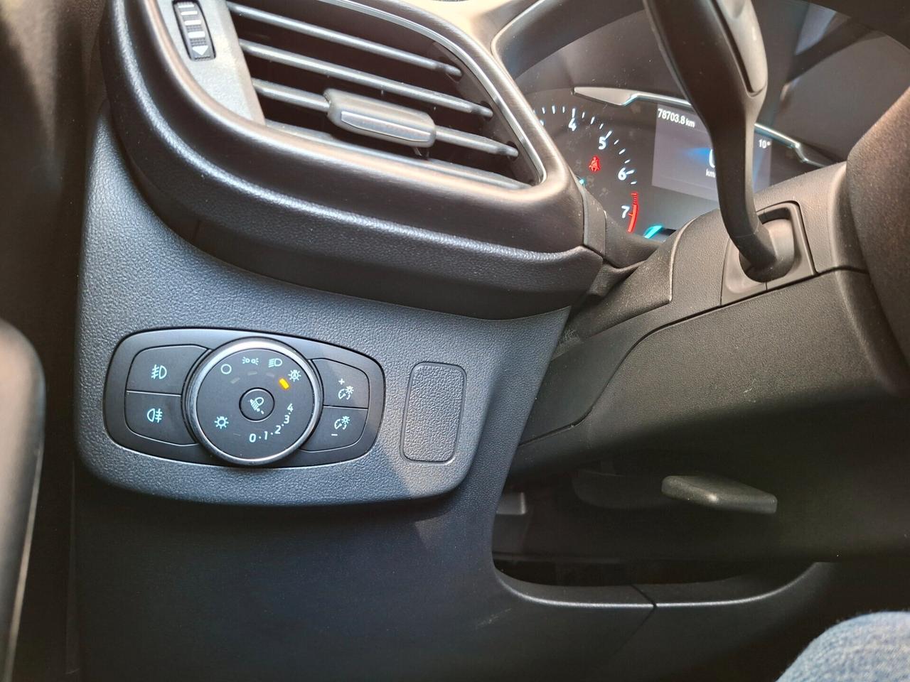 Ford Puma 1.0 EcoBoost Titanium X -