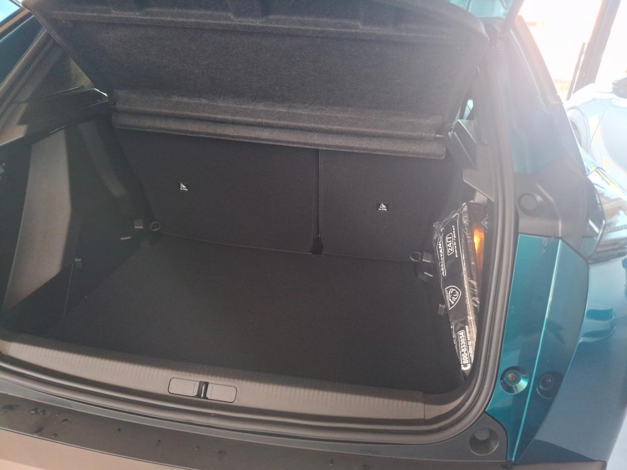 Peugeot 2008 1.2 Turbo Edition