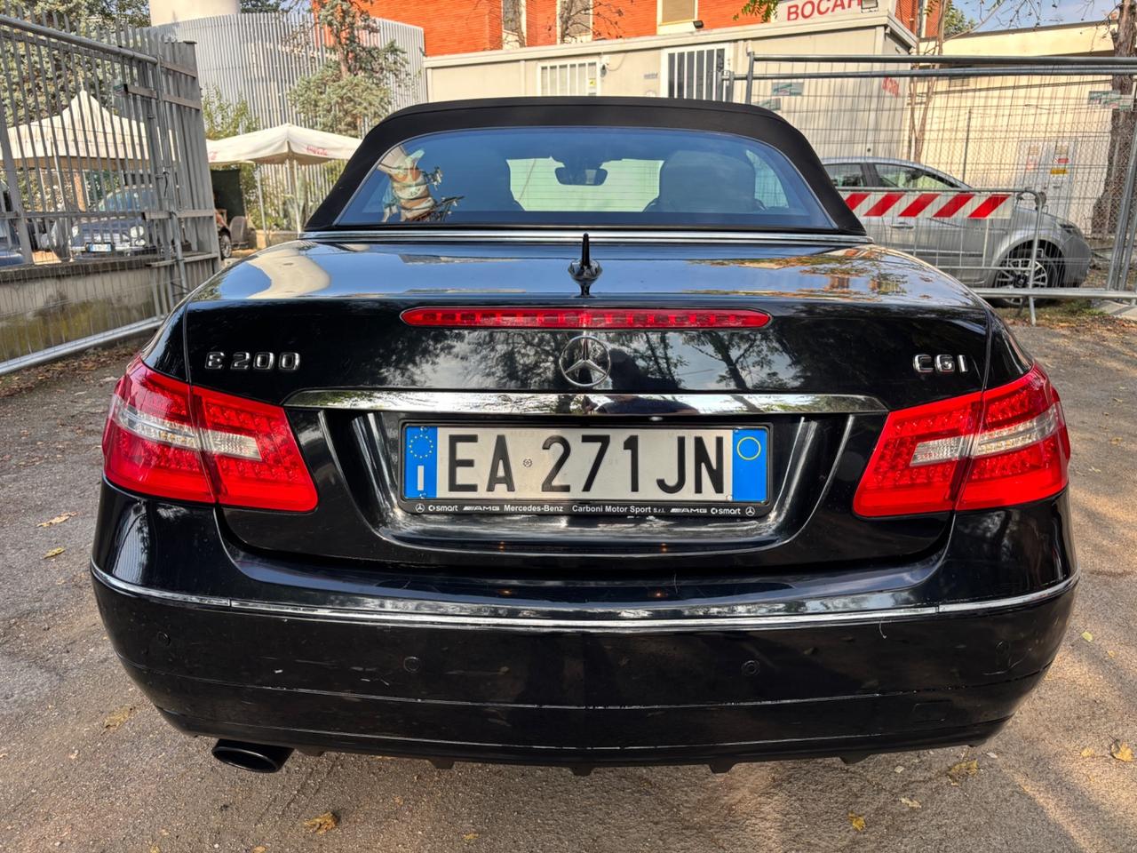 Mercedes-benz E 200 CGI Cabrio BlueEFFICIENCY Avantgarde