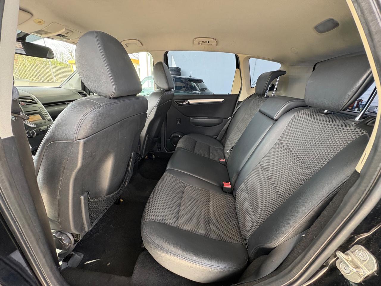 Mercedes-benz A 160 CDI BlueEFFICIENCY Elegance