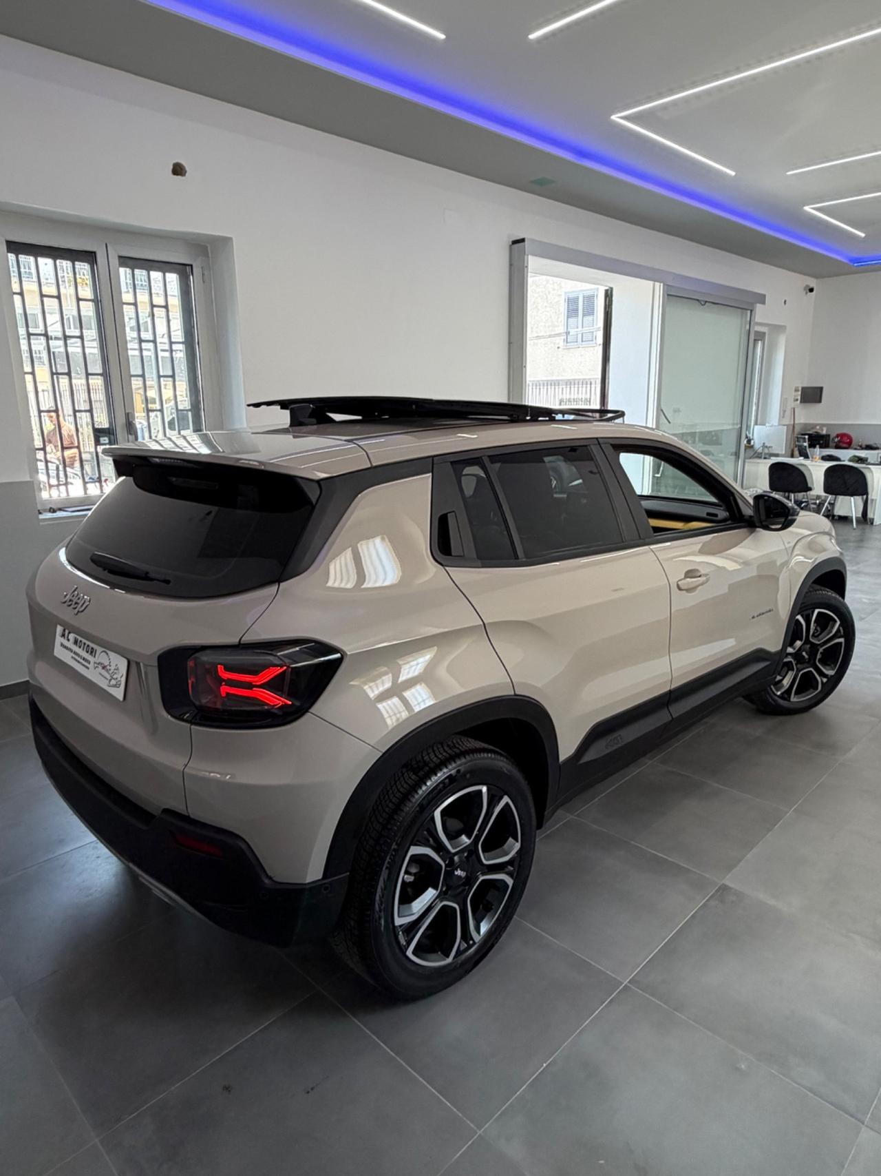Jeep Avenger 1.2 Turbo 100 CV MHEV Summit