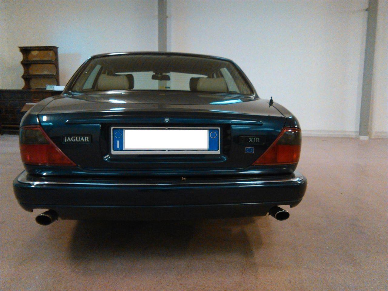 JAGUAR XJ XJR 4.0