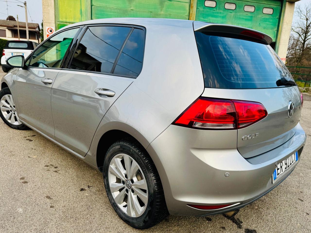 Volkswagen Golf 1.6 TDI 5p. BlueMotion !