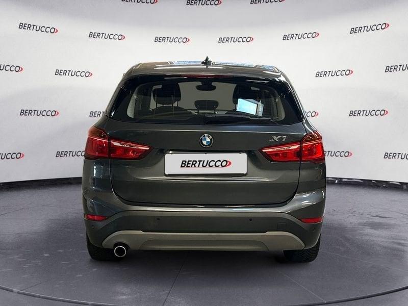 BMW X1 (F48) sDrive16d Advantage