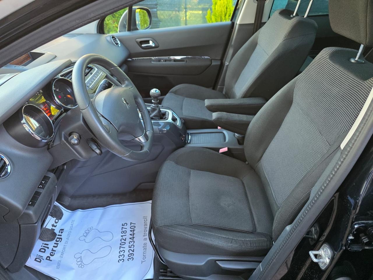 Peugeot 5008 1.6 HDi 110CV Féline