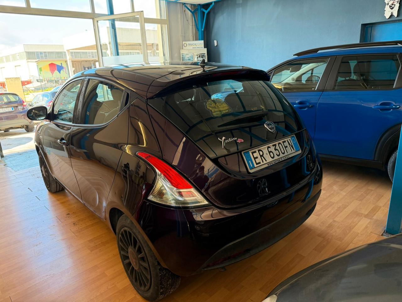 Lancia Ypsilon 1.2 69 CV 5 porte BENZINA