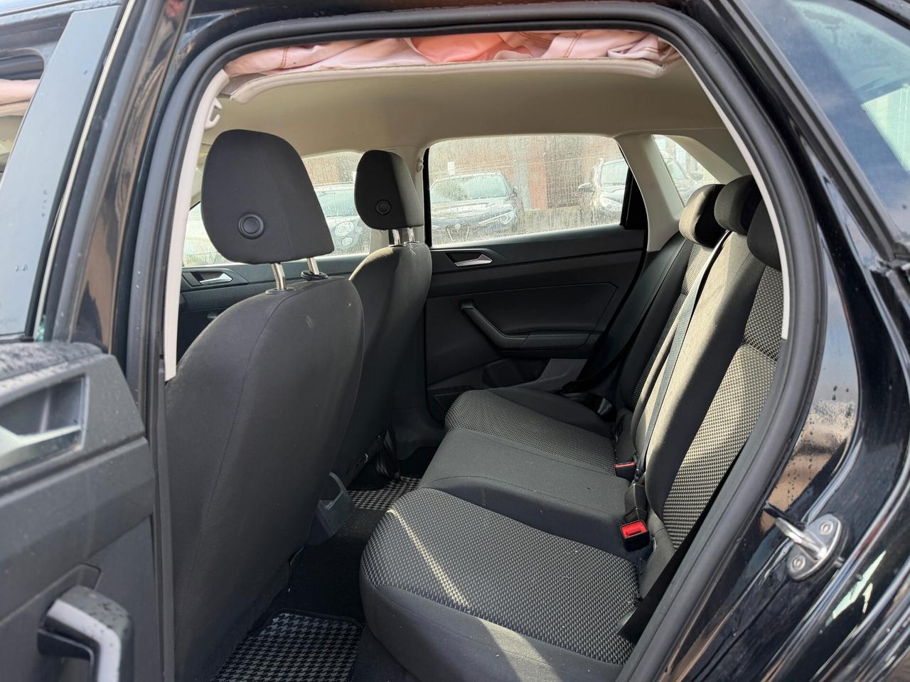 VOLKSWAGEN POLO 2022 1.0 BENZINA 80 CV *SINISTRATA