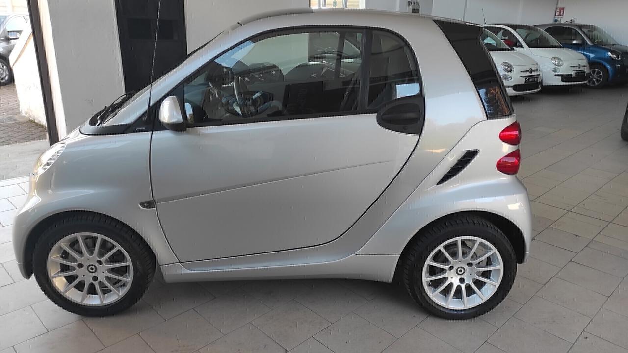 Smart ForTwo 1000 52 kW MHD coupé pulse NEOPATENTATI