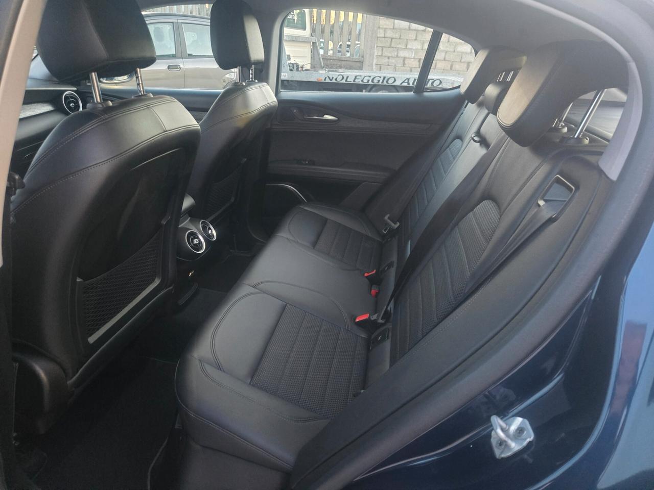 Alfa Romeo Stelvio 2.2 Turbodiesel 190 CV AT8 Q4 Executive