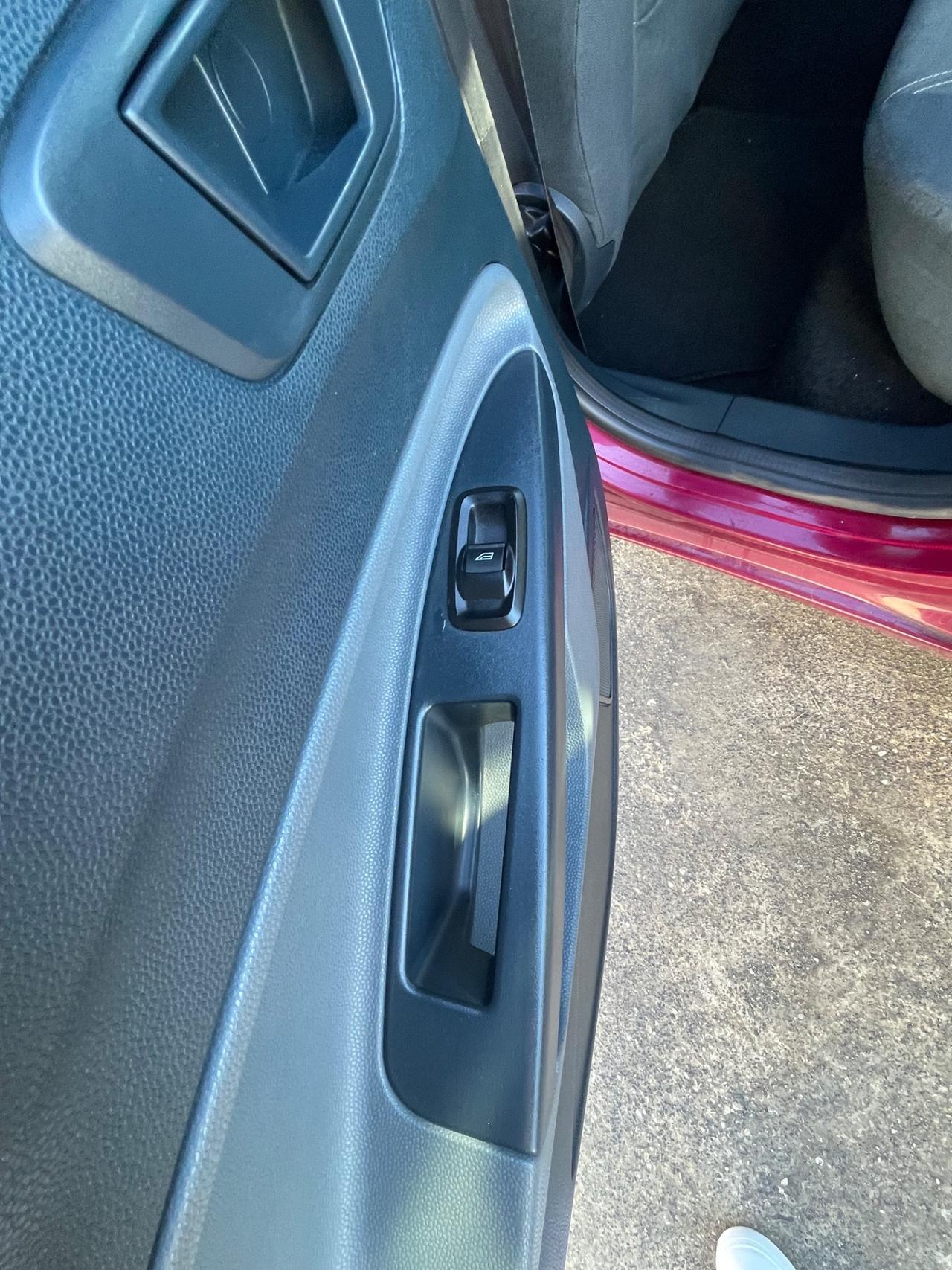 Ford Fiesta 1.2 82 CV 5 porte Titanium