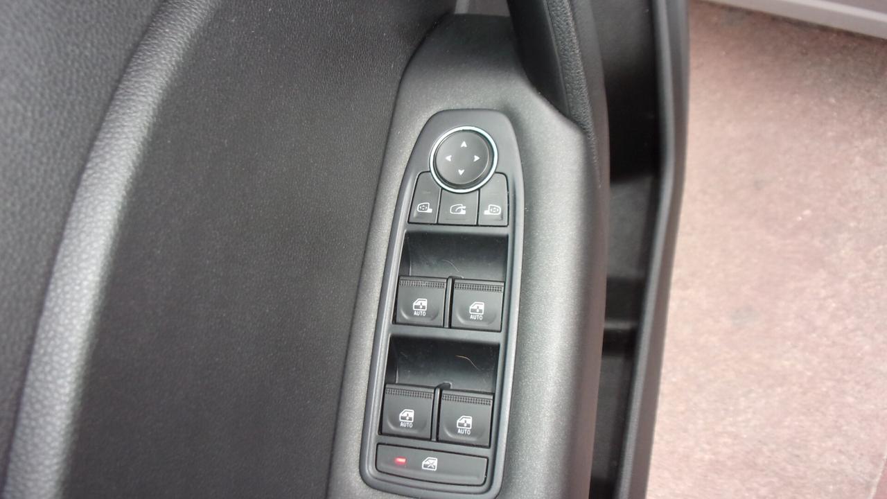 Renault Captur Blue dCi 95 CV Intens