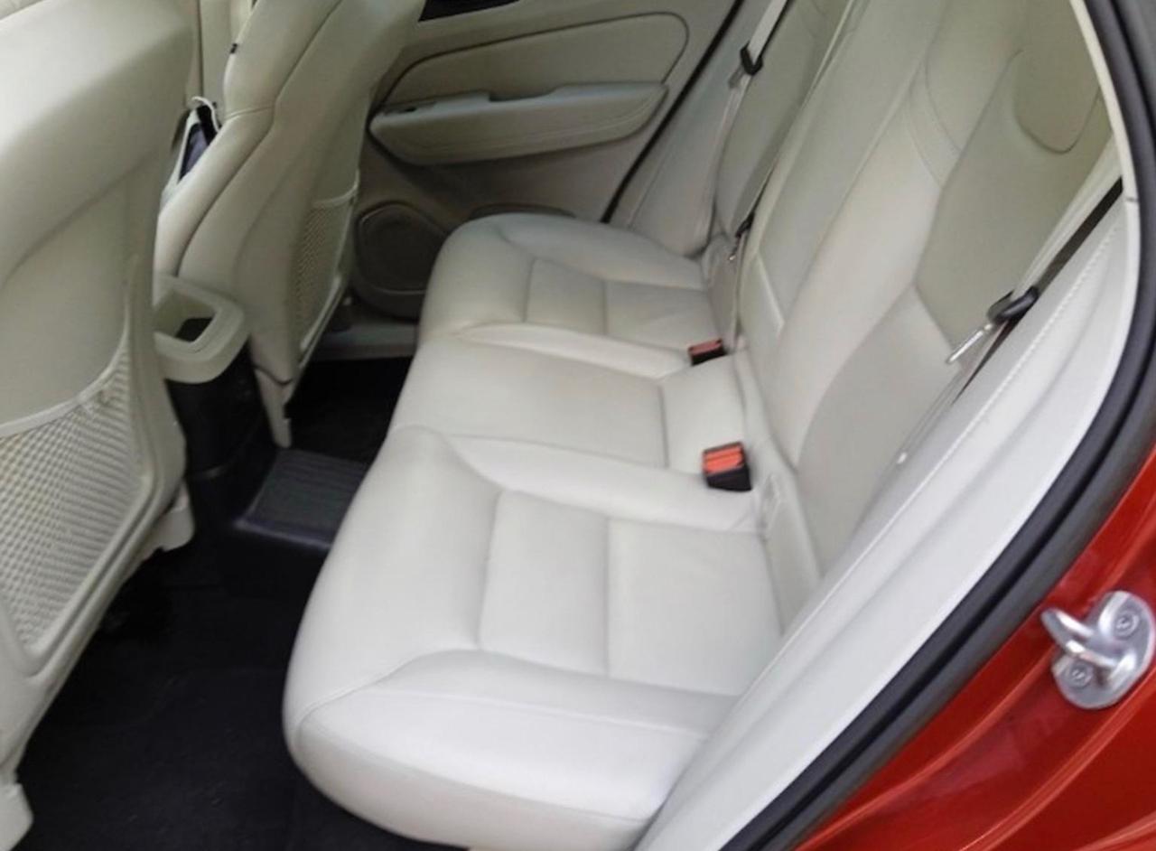 Volvo XC 60 XC60 T6 Recharge Plug-in Hybrid AWD INSCRIPTION EXP