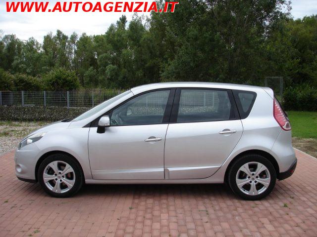 RENAULT Scenic 1.5 dCi 110CV X Mode De Luxe