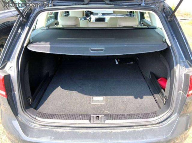 VOLKSWAGEN Passat Variant Passat VIII Variant 1.6 tdi Business Navi 120cv