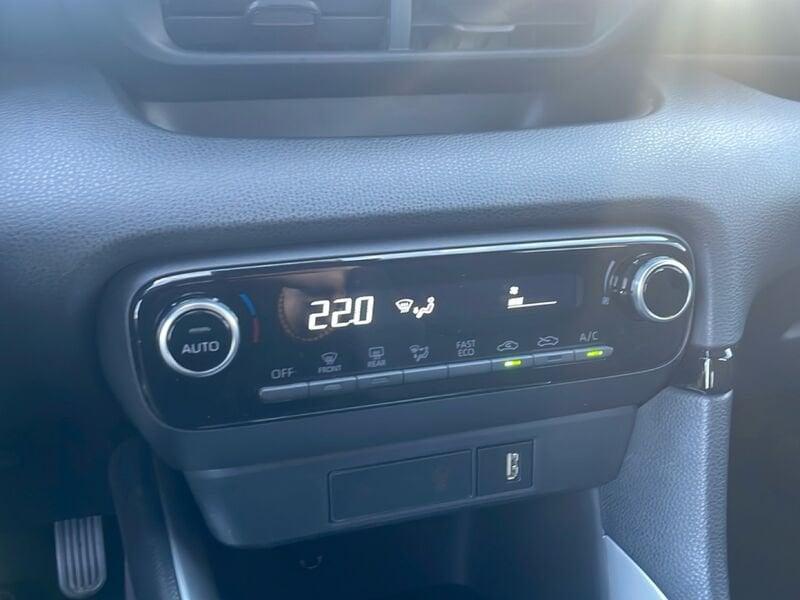 Toyota Yaris Yaris 1.5 Hybrid 5 porte Active VENDUTA