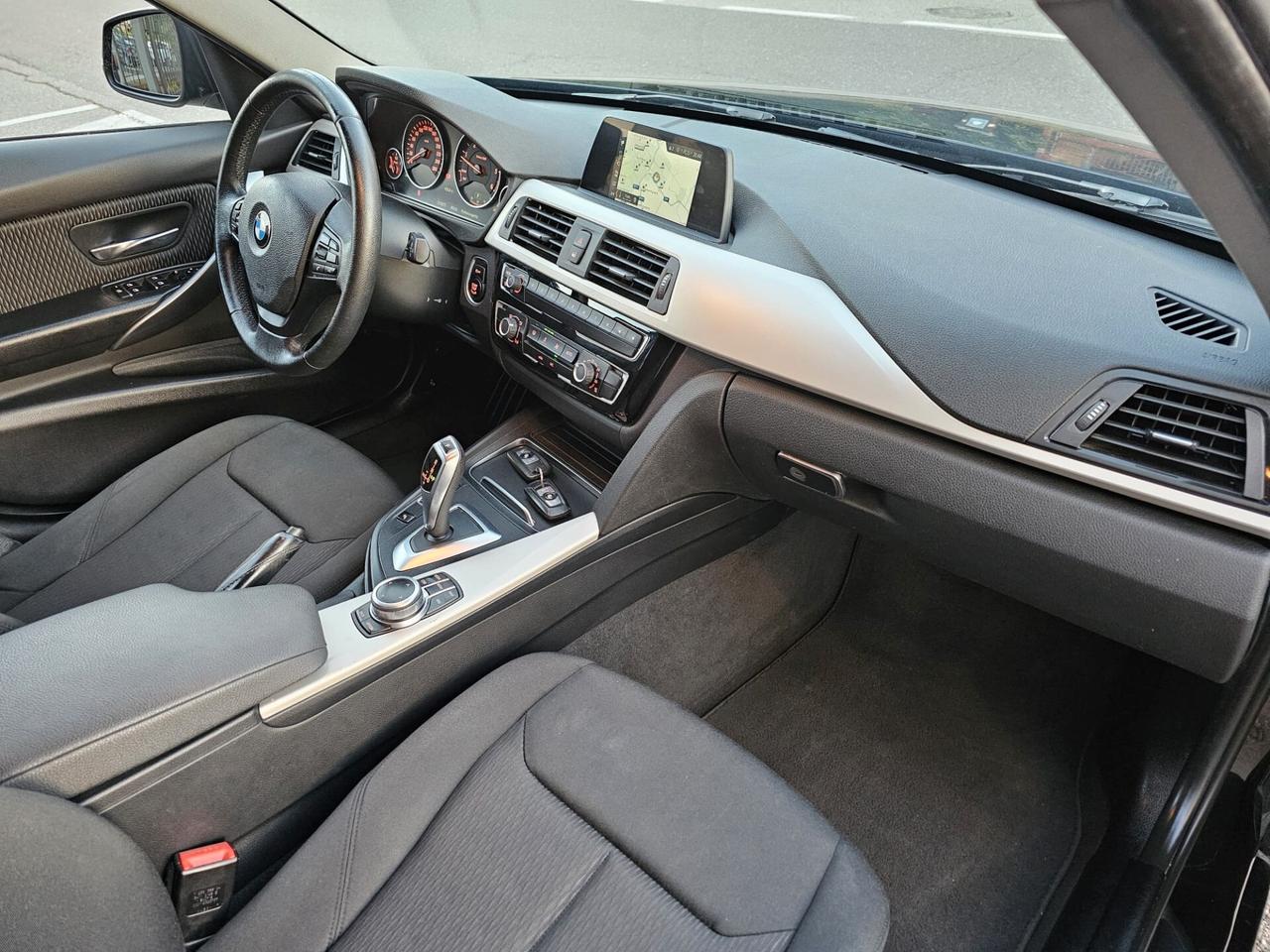 Bmw 316d 115cv Touring Sport*Aut*Navi*Bi-Xeno*Pdc*18*