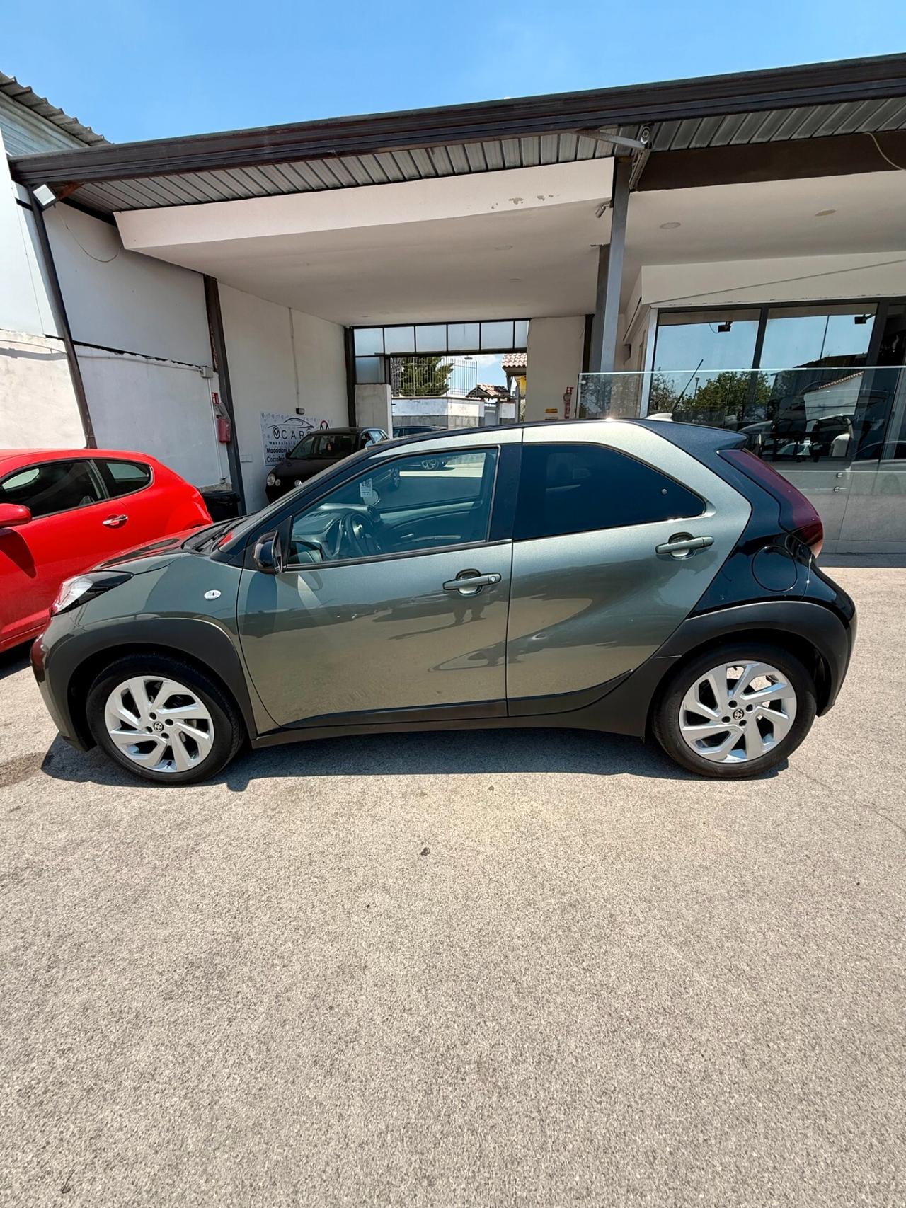 Toyota Aygo X 1.0 VVT-i 72 CV 5 porte Lounge Air