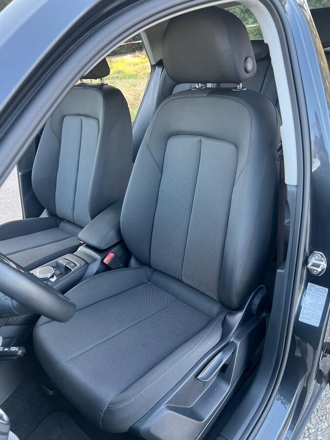Audi Q2 30 TDI S tronic Business