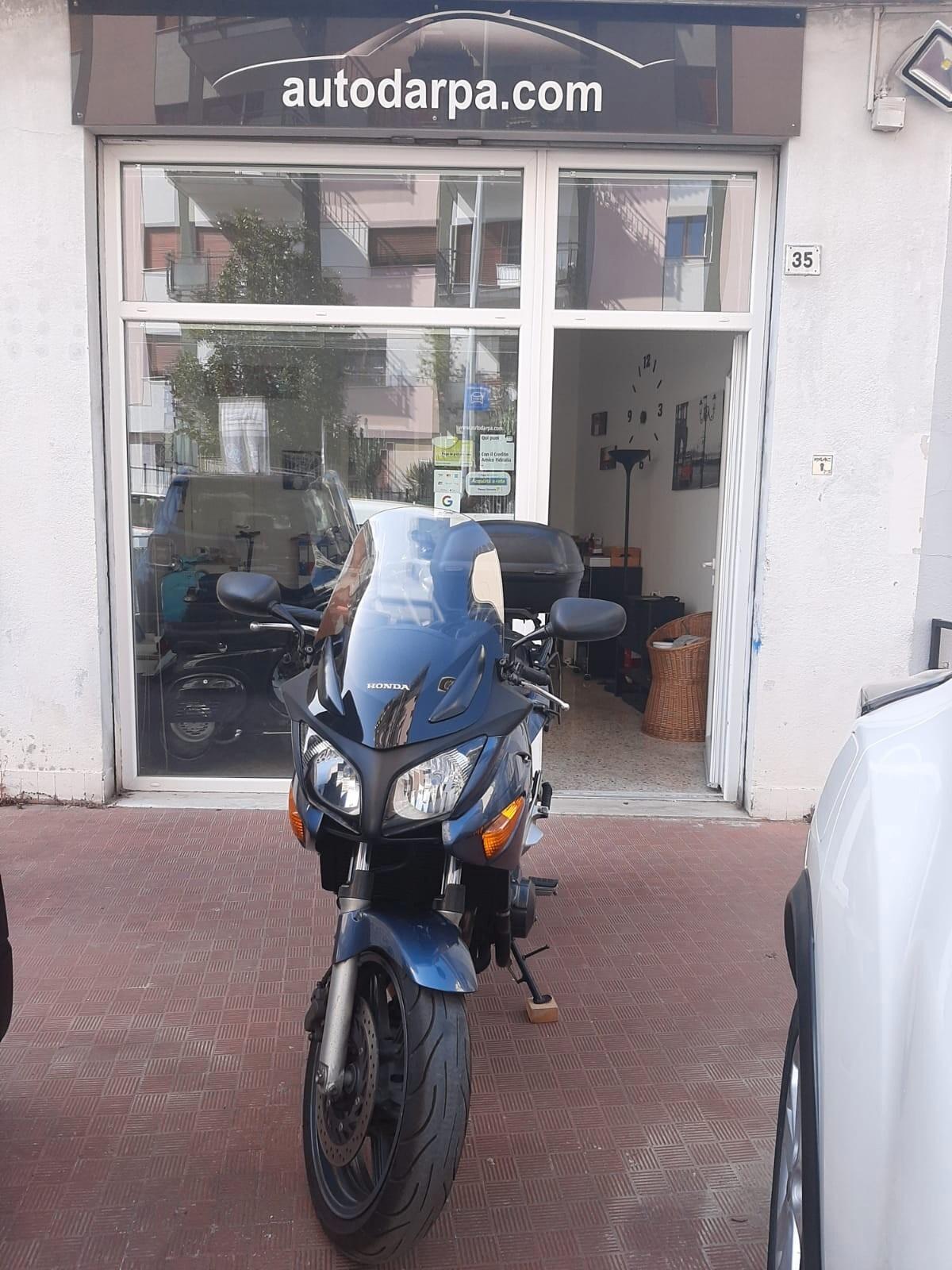 Honda CBF 600