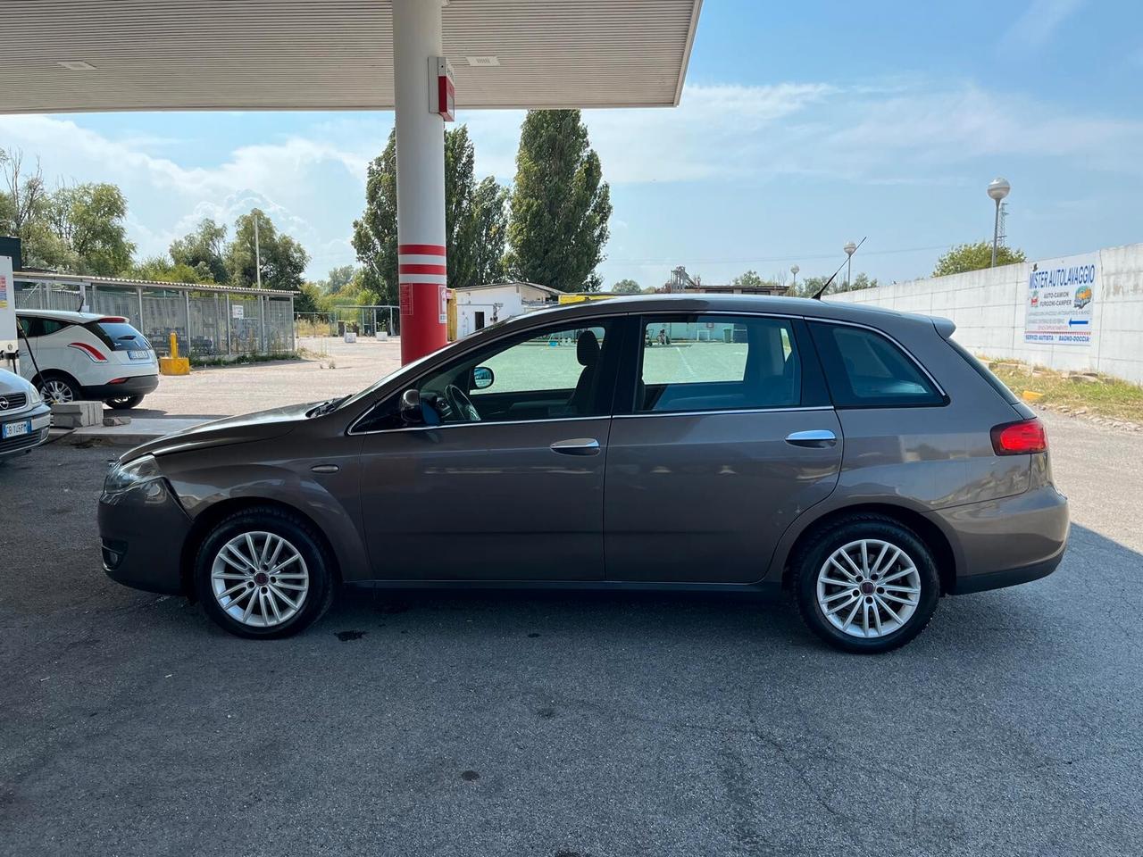 Fiat Croma 1.9 Multijet 16V Must