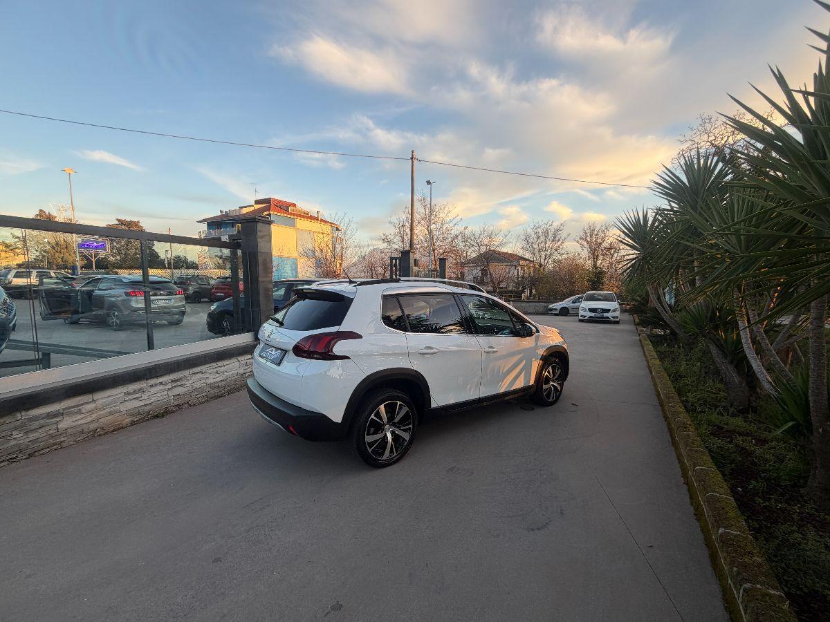 PEUGEOT - 2008 - BlueHDi 120 S&S Allure