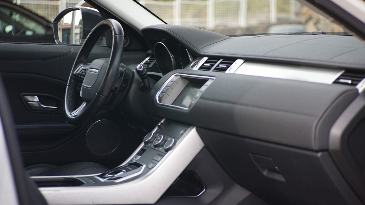 Land Rover Range Evoque 2.0 TD4 150 CV 5p. Business Edition Pure