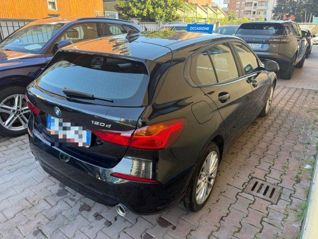 BMW 120 d 5p. Business Advantage